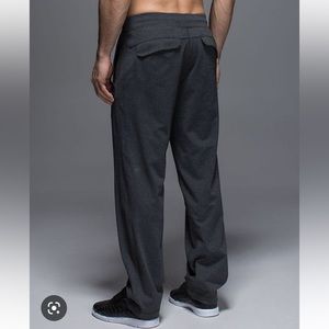 Lululemon Men's Kung Fu Yoga Pants Size Medium